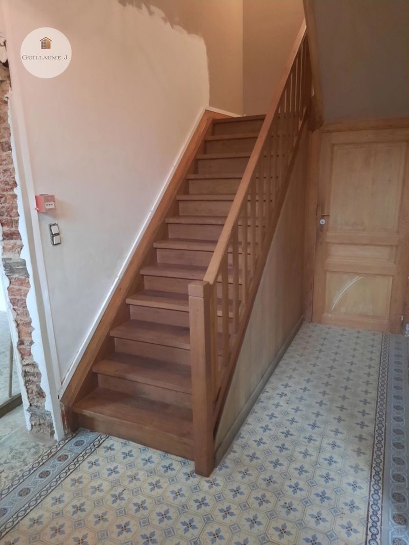 Escalier en bois avec garde-corps – Guillaume Menuiserie
