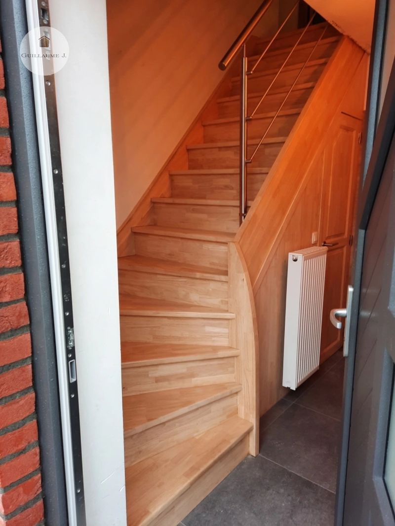 Escalier quart tournant en bois – Guillaume Menuiserie