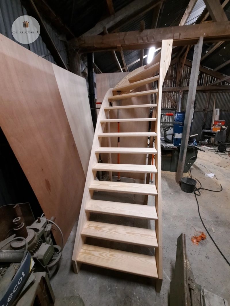 Escalier en bois sans contremarches – Guillaume Menuiserie