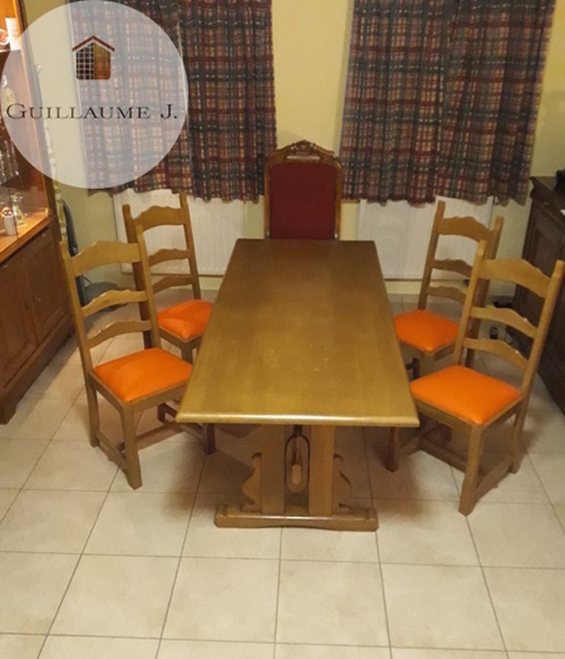 Table et chaises regarnies – Guillaume Menuiserie