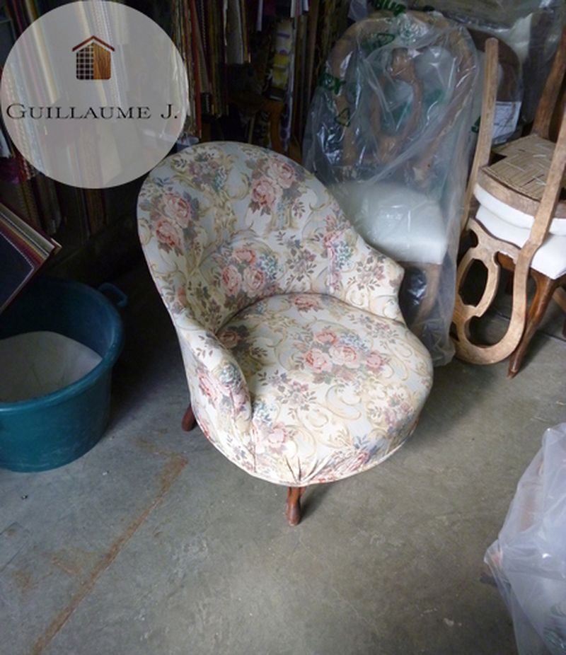 Fauteuil crapaud en cours de restauration – Guillaume Menuiserie